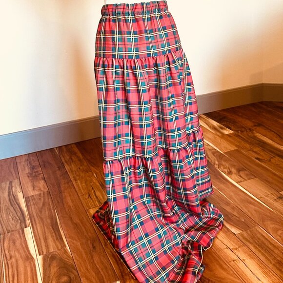 NWOT J. CREW TIERED MAXI SKIRT IN TARTAN PLAID MEDIUM - Picture 2 of 5
